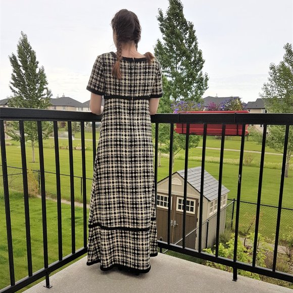 Jean Allen Vintage 1970s Boho Maxi Dress. - Picture 1 of 8